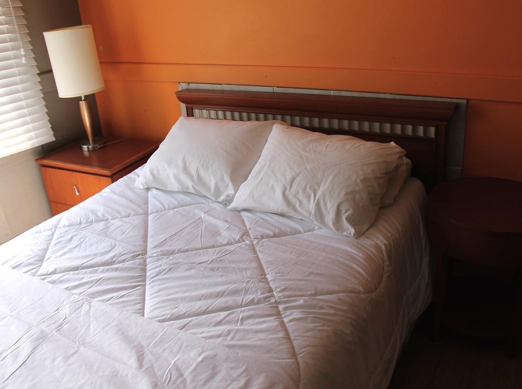 Toronto Central Hotel Zimmer foto